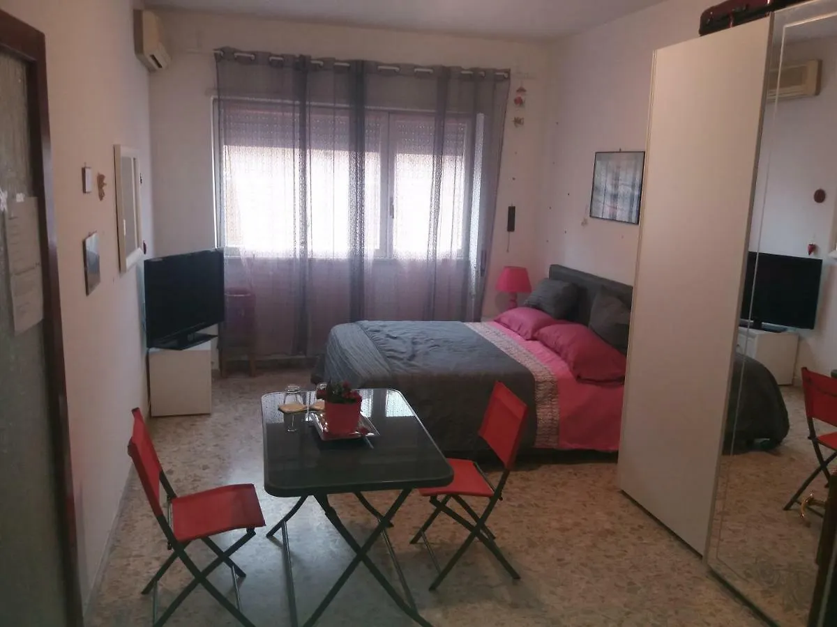 Apartament Silvy Trastevere Róma Homestay szállás